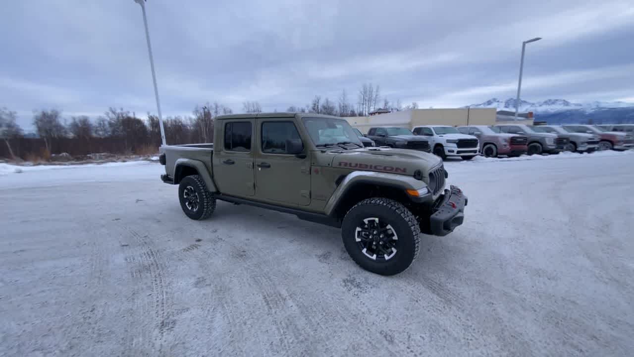 Thumbnail: 2026 Jeep Gladiator - 10