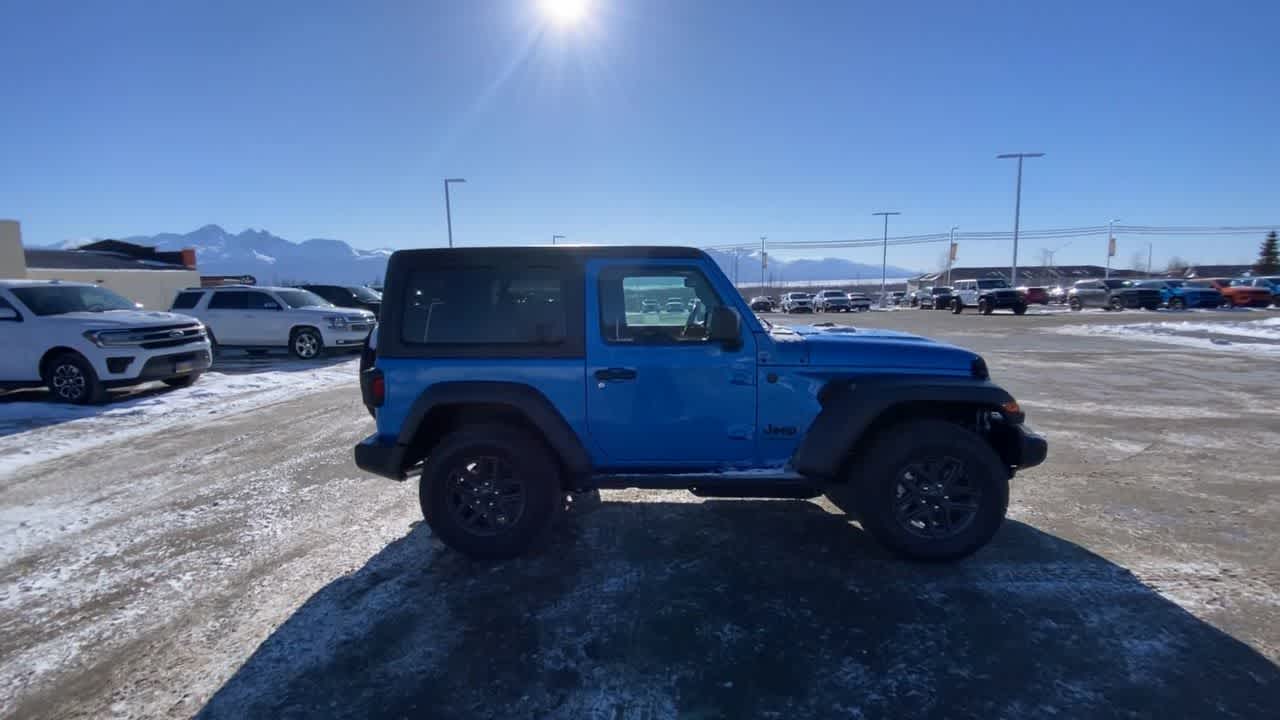 Thumbnail: 2026 Jeep Wrangler - 15