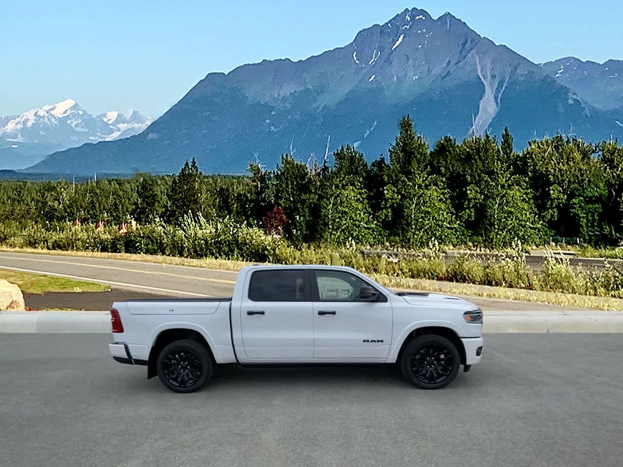Thumbnail: 2025 RAM 1500 - 8