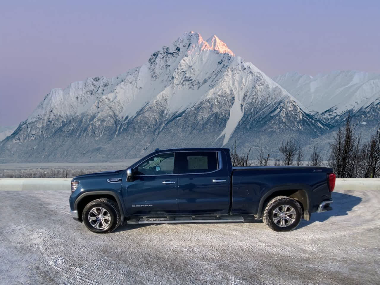 Thumbnail: 2023 GMC Sierra 1500 - 2