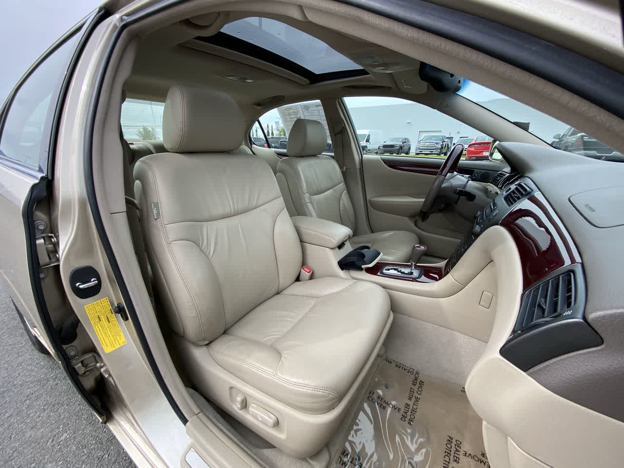 Thumbnail: 2004 Lexus ES - 25