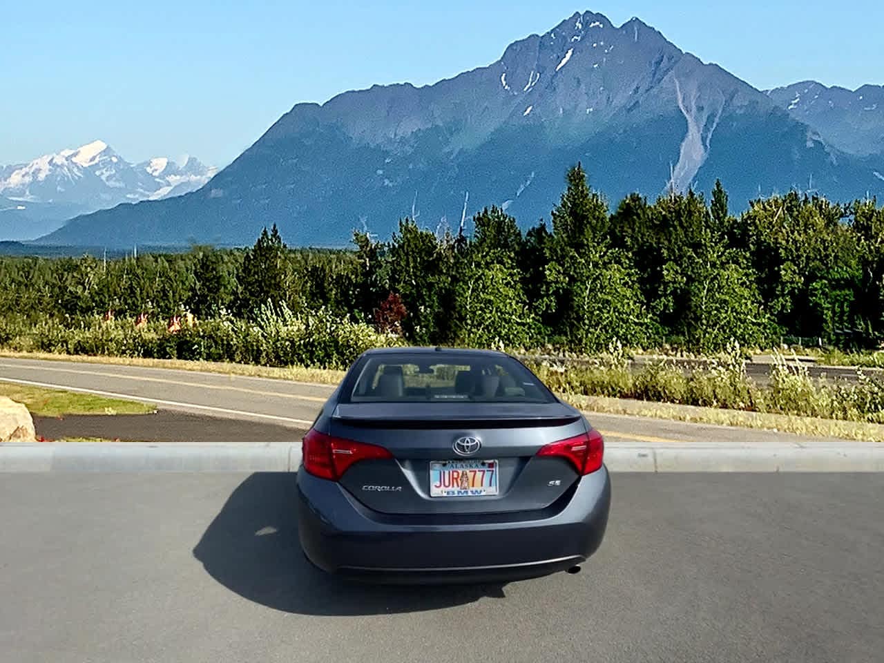 Thumbnail: 2018 Toyota Corolla - 4