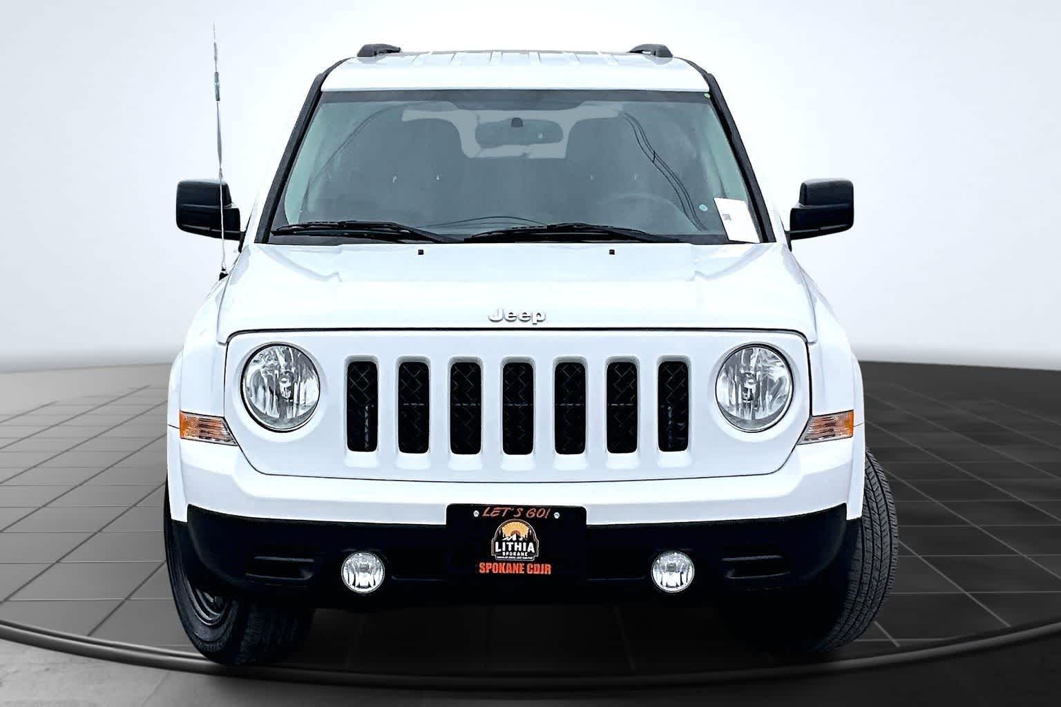 Thumbnail: 2016 Jeep Patriot - 6