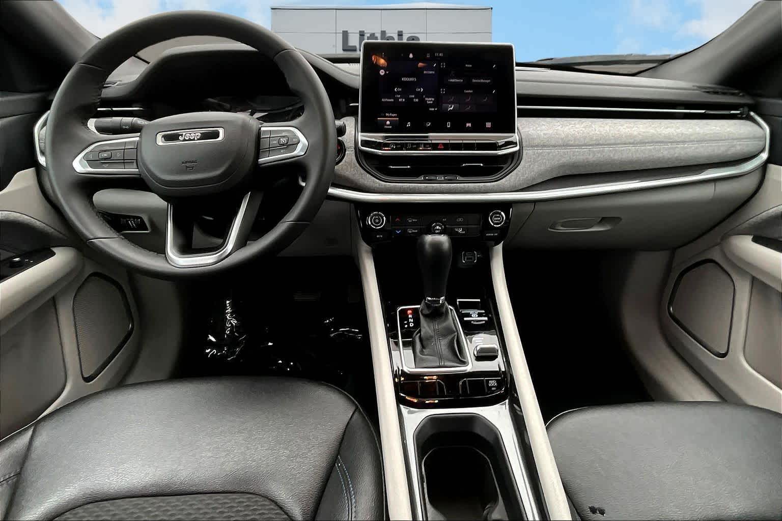 Thumbnail: 2024 Jeep Compass - 12