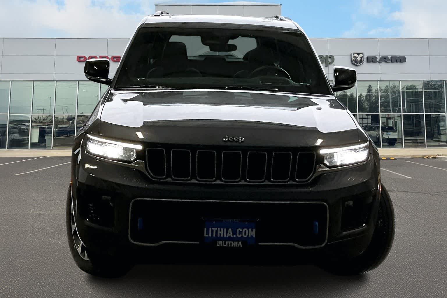 Thumbnail: 2022 Jeep Grand Cherokee - 6