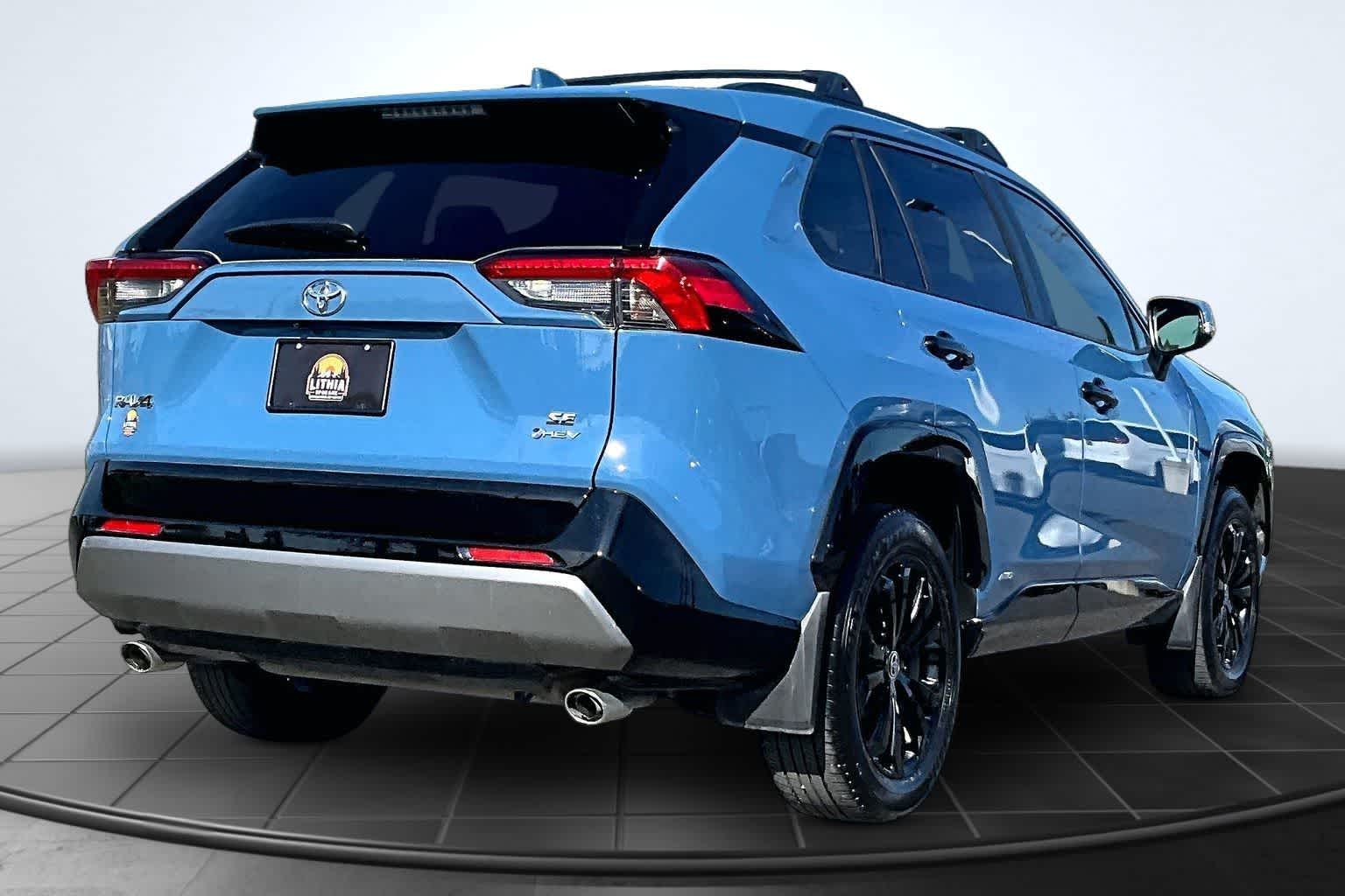 Thumbnail: 2025 Toyota RAV4 - 23