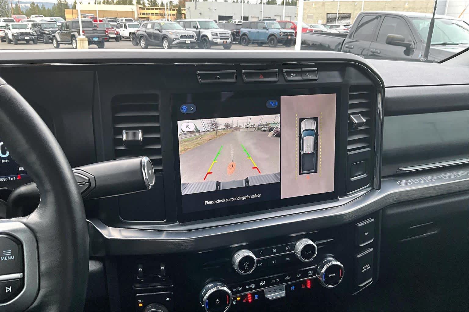 Thumbnail: 2024 Ford Econoline - 27