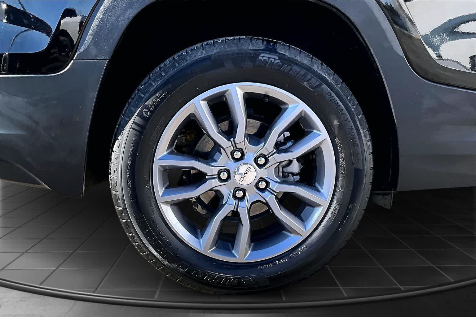 Thumbnail: 2024 GMC Terrain - 35