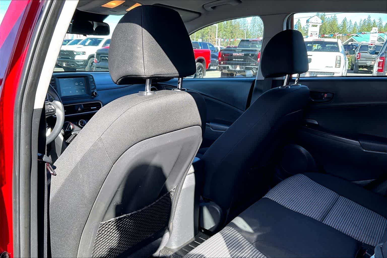 Thumbnail: 2021 Hyundai Kona - 12