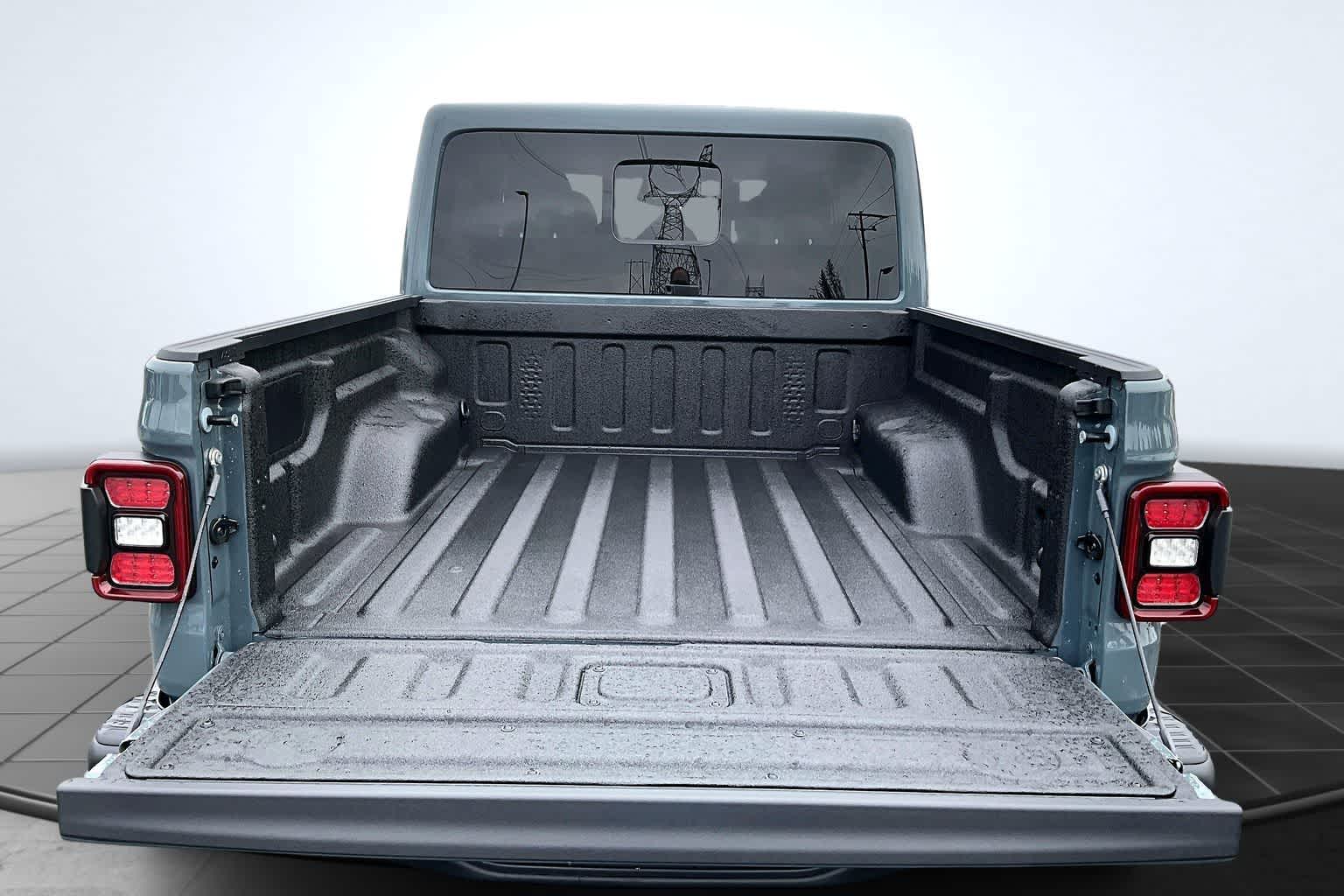 Thumbnail: 2026 Jeep Gladiator - 19