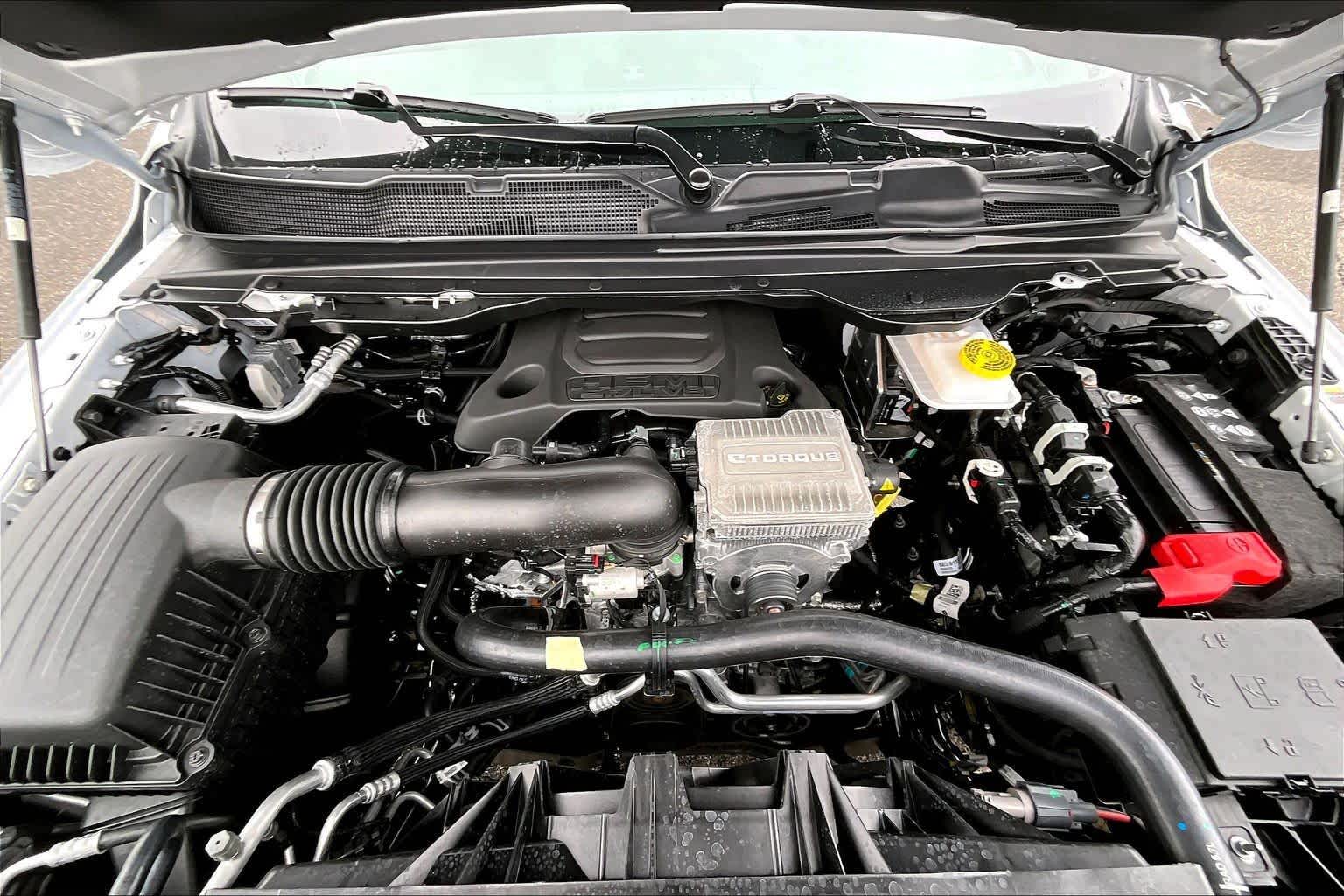 Thumbnail: 2026 RAM 1500 - 9