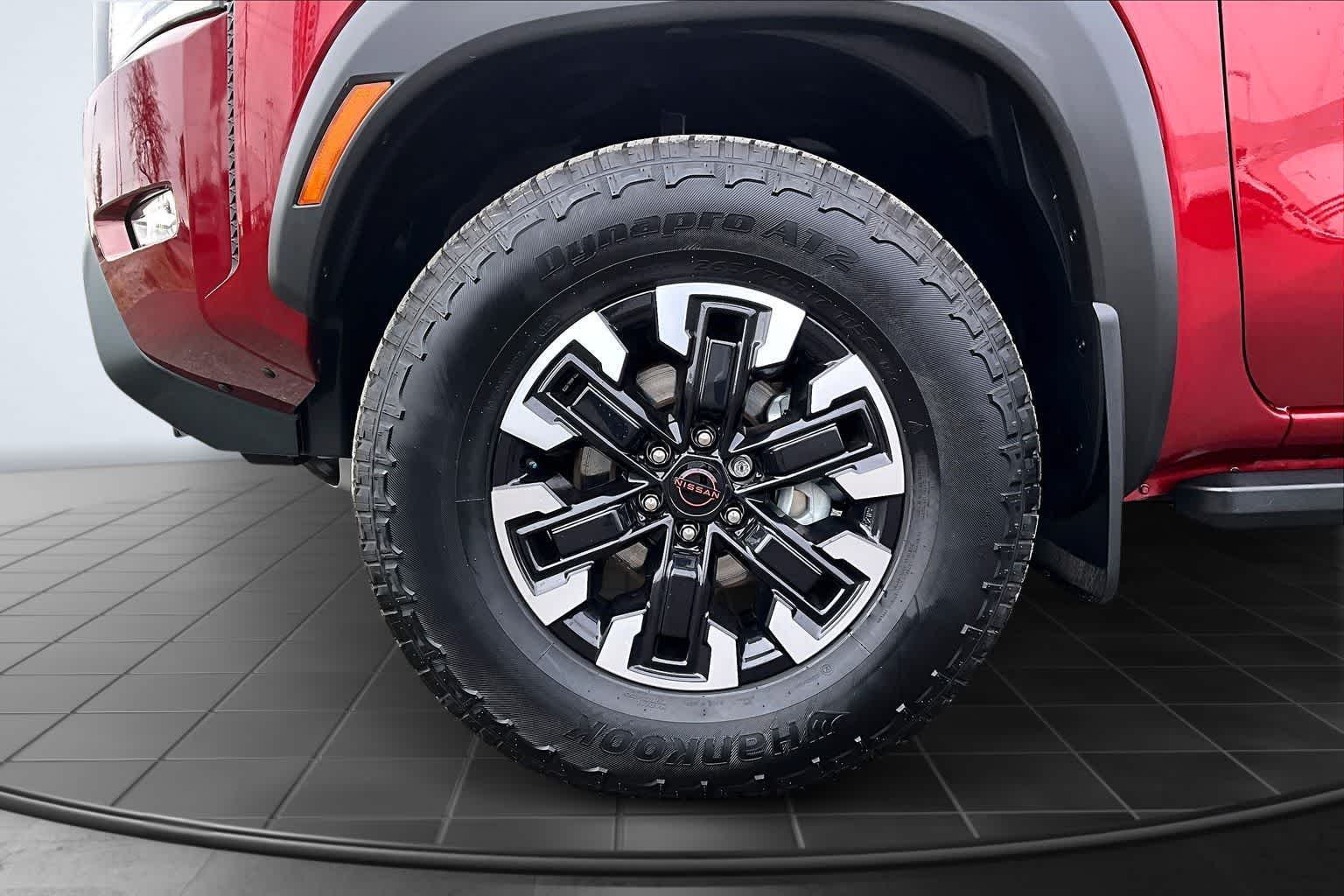 Thumbnail: 2024 Nissan Frontier - 8