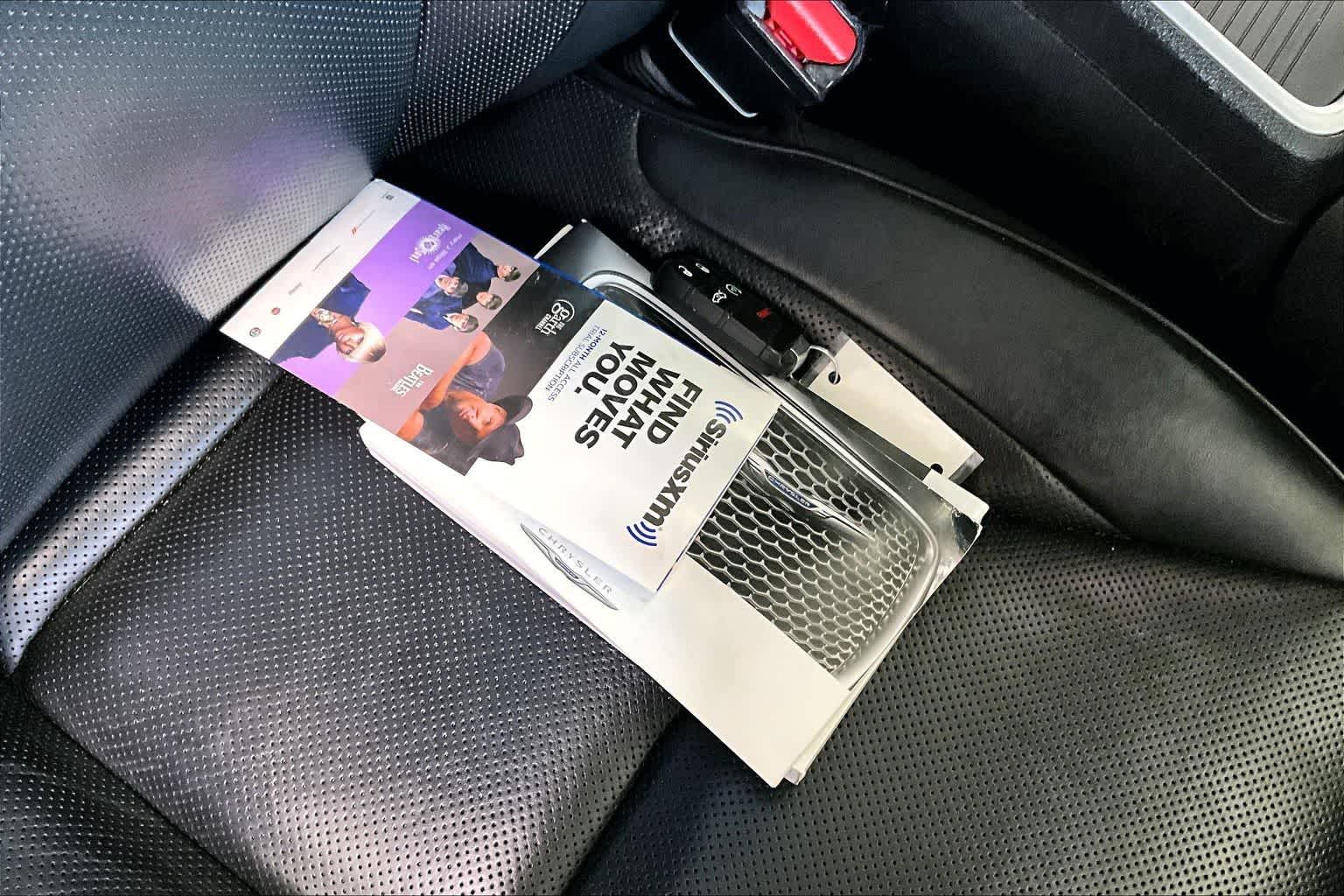 Thumbnail: 2020 Chrysler 300 - 20