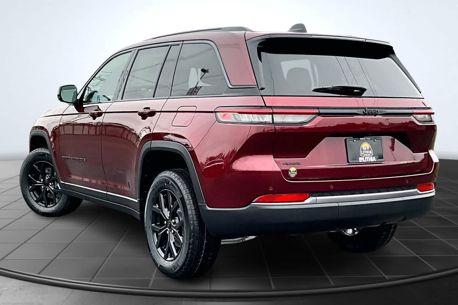 Thumbnail: 2026 Jeep Grand Cherokee - 4