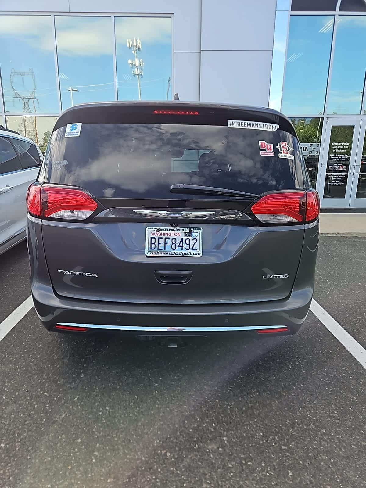 Thumbnail: 2017 Chrysler Pacifica - 5
