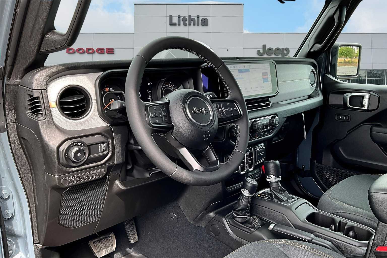 Thumbnail: 2025 Jeep Wrangler - 2