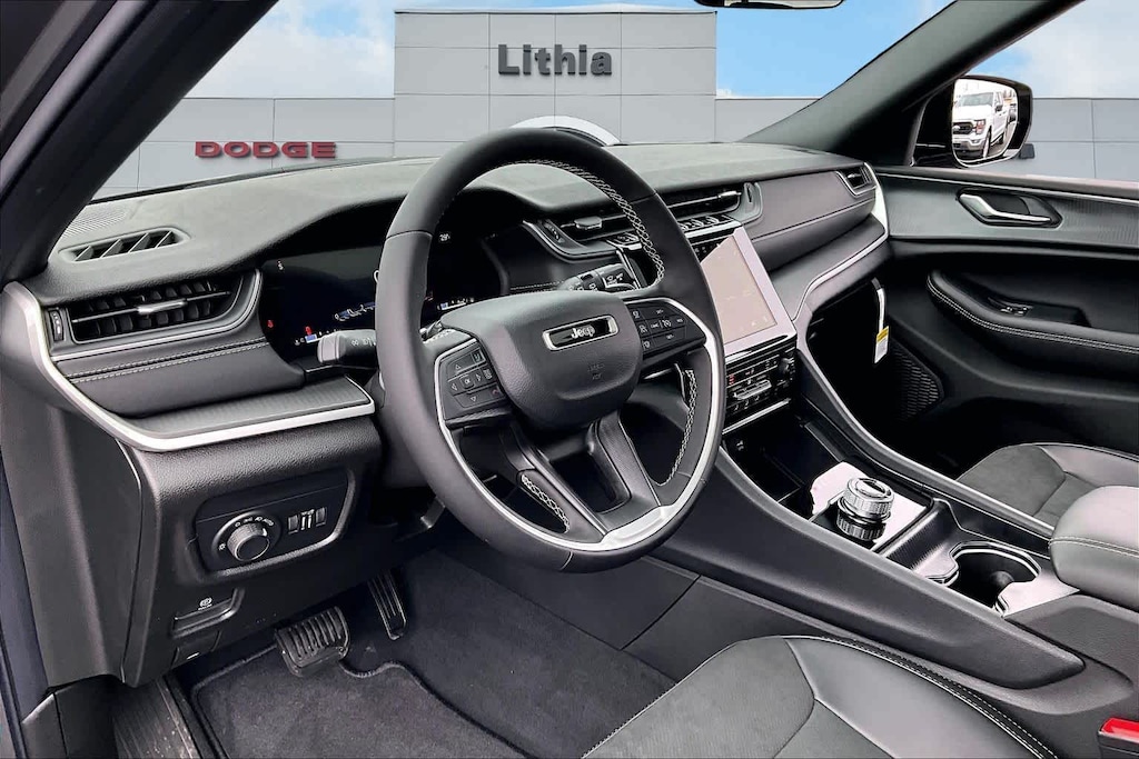 New 2025 Jeep Grand Cherokee Altitude X Sport Utility