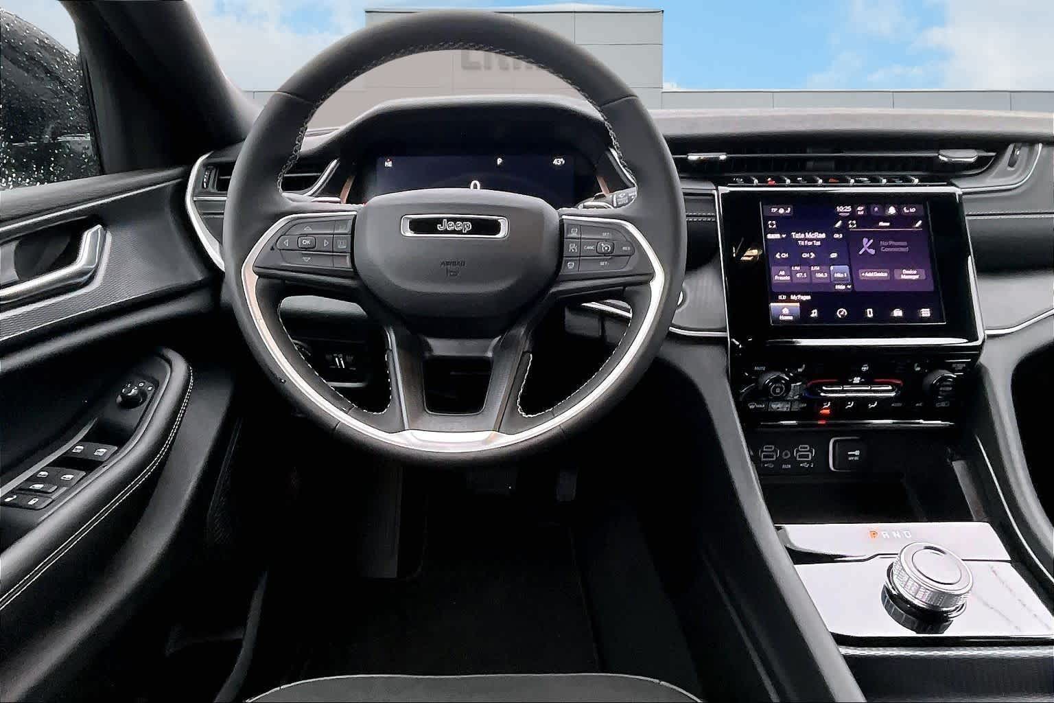 Thumbnail: 2025 Jeep Grand Cherokee - 15