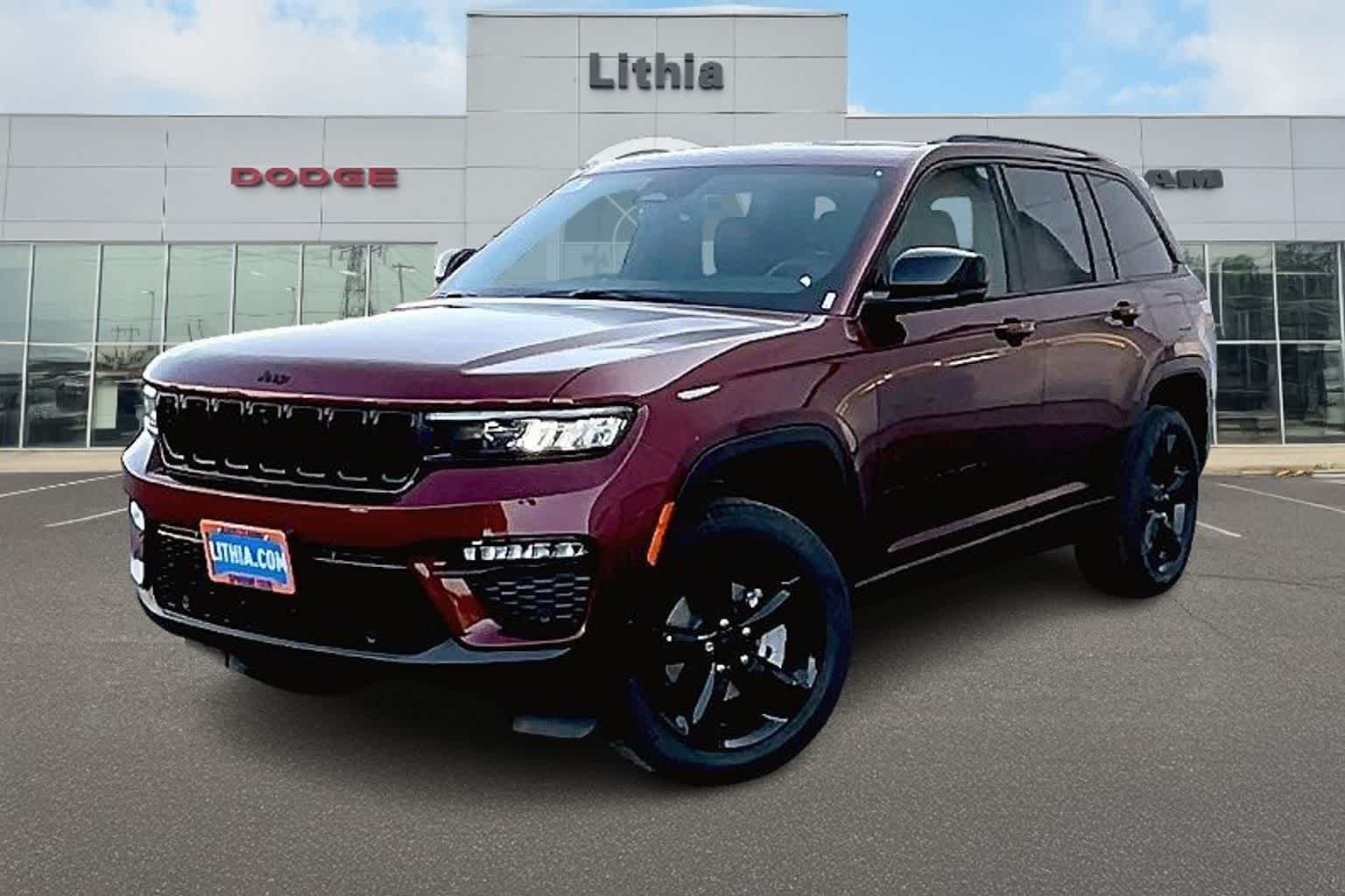 Thumbnail: 2025 Jeep Grand Cherokee - 3