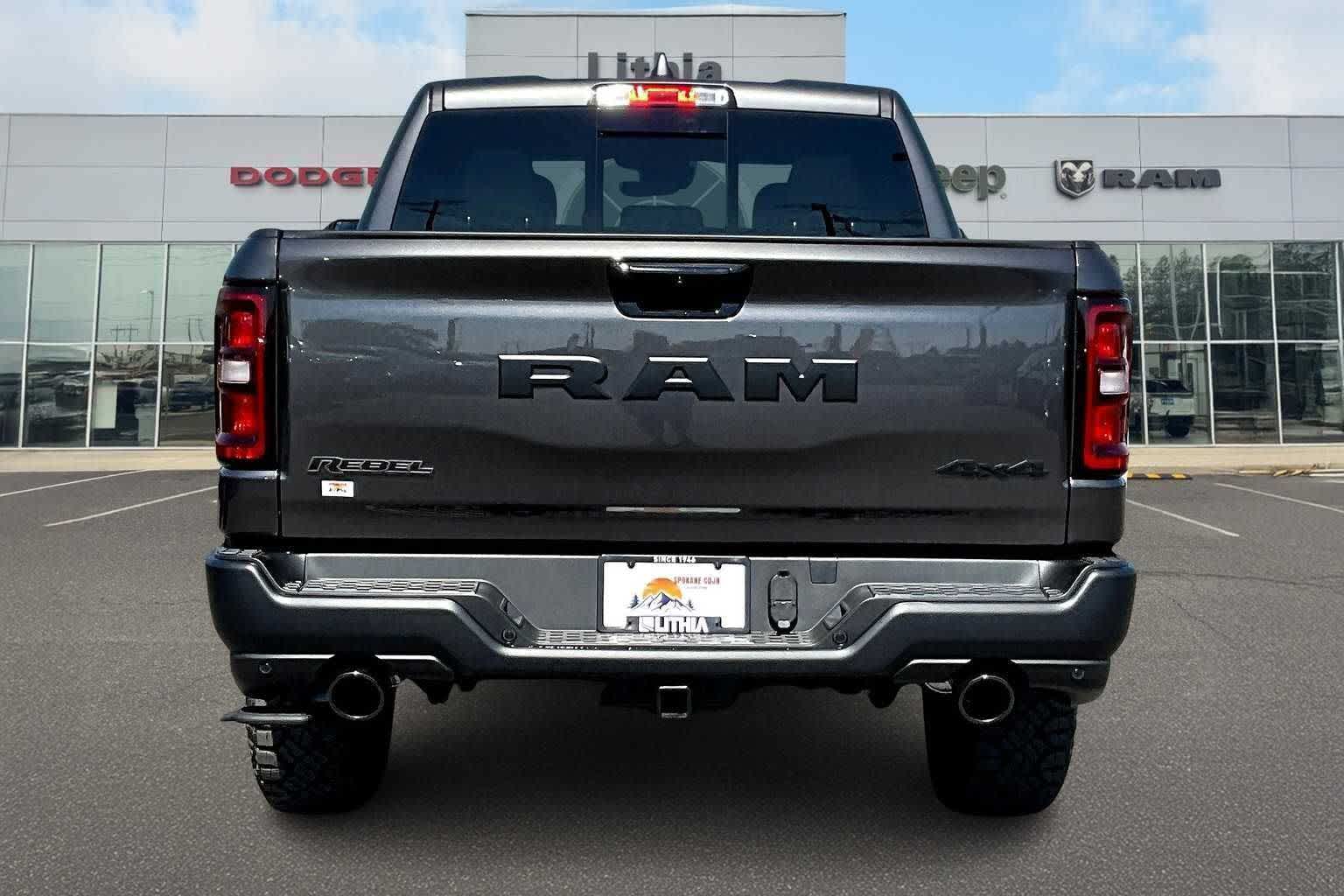Thumbnail: 2026 RAM 1500 - 5