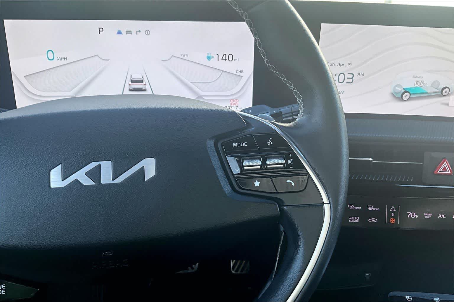 Thumbnail: 2023 Kia EV6 - 26