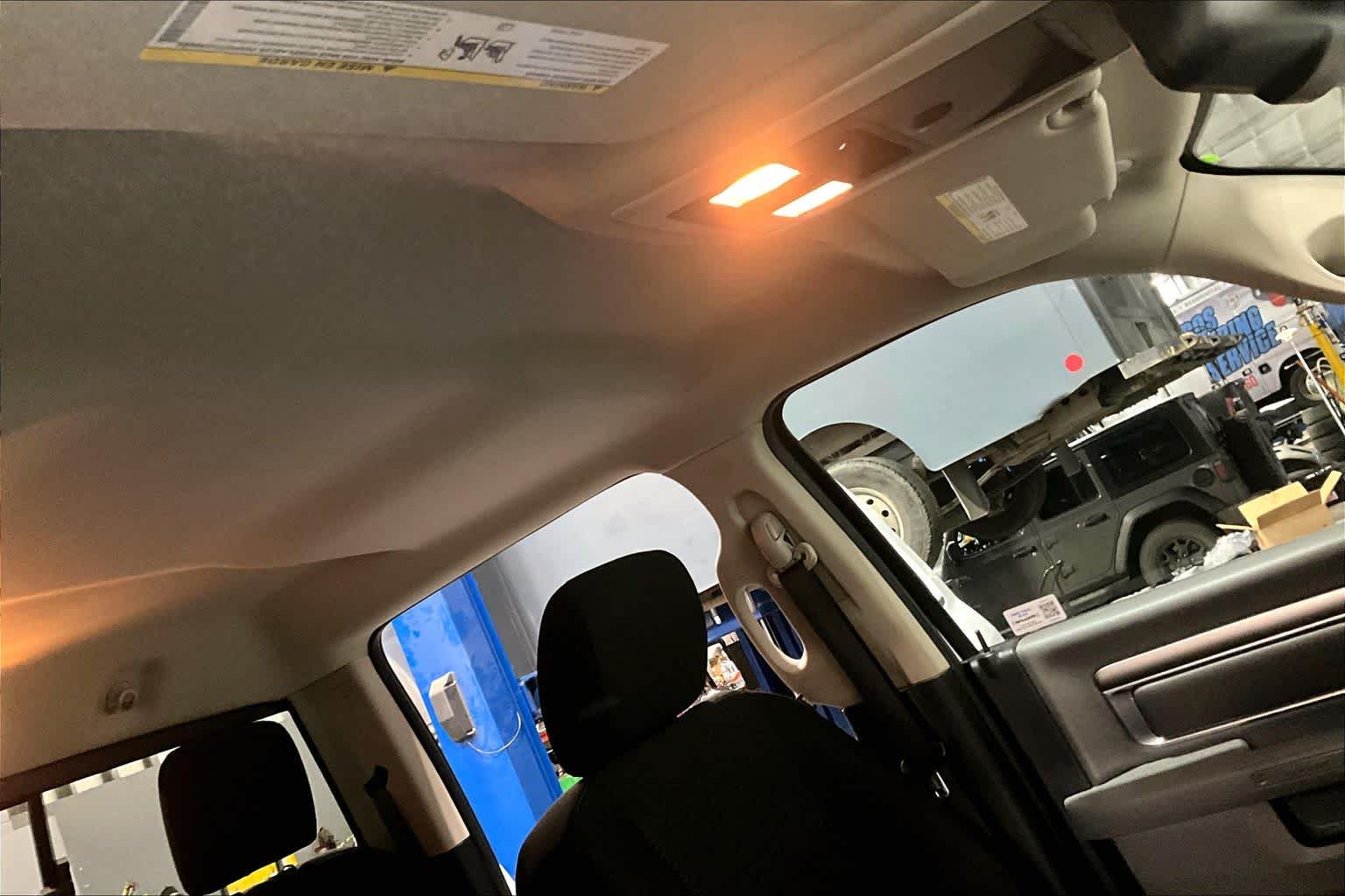 Thumbnail: 2020 RAM 1500 Classic - 30