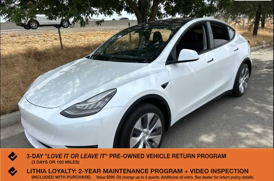 2023 Tesla Model Y Long Range Dual Motor All-Wheel Drive's photo