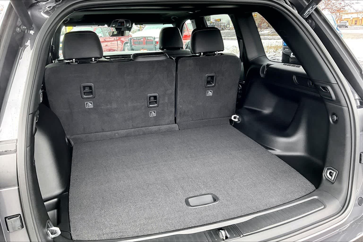 Thumbnail: 2025 Jeep Grand Cherokee - 19