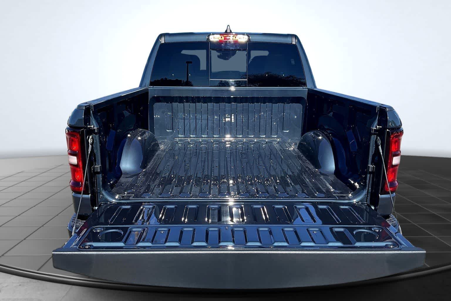 Thumbnail: 2026 RAM 1500 - 19