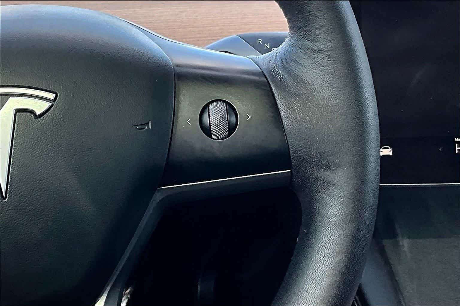 Thumbnail: 2023 Tesla Model Y - 26