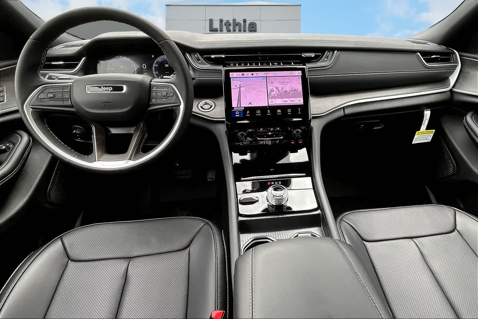 Thumbnail: 2025 Jeep Grand Cherokee L - 10