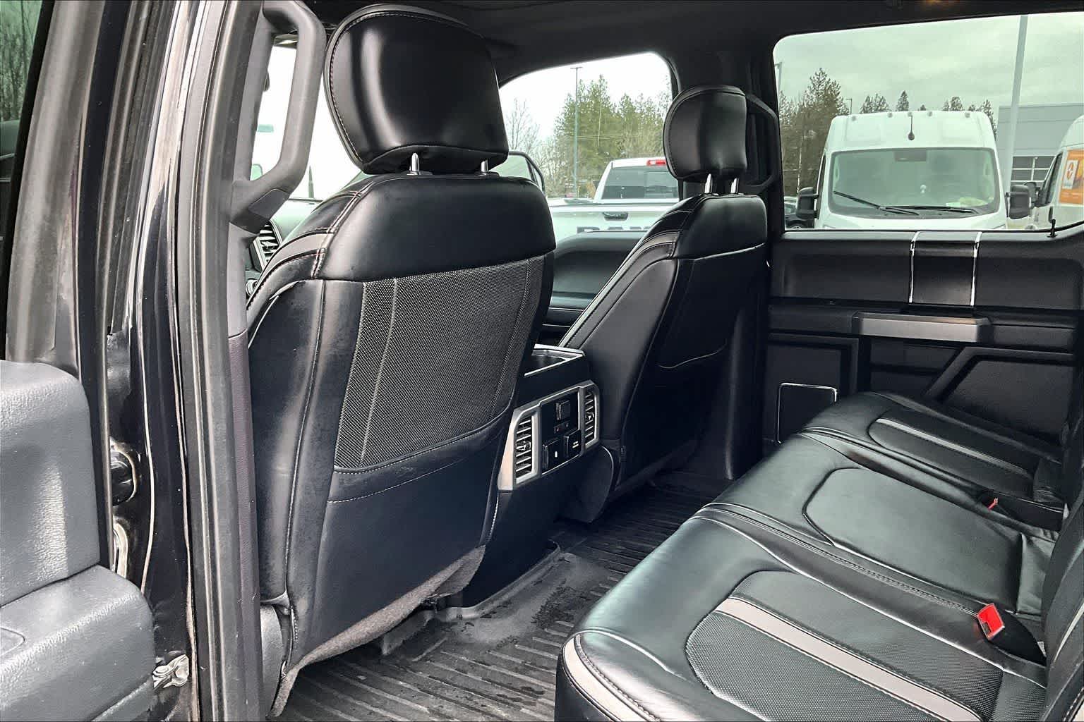 Thumbnail: 2019 Ford Econoline - 12