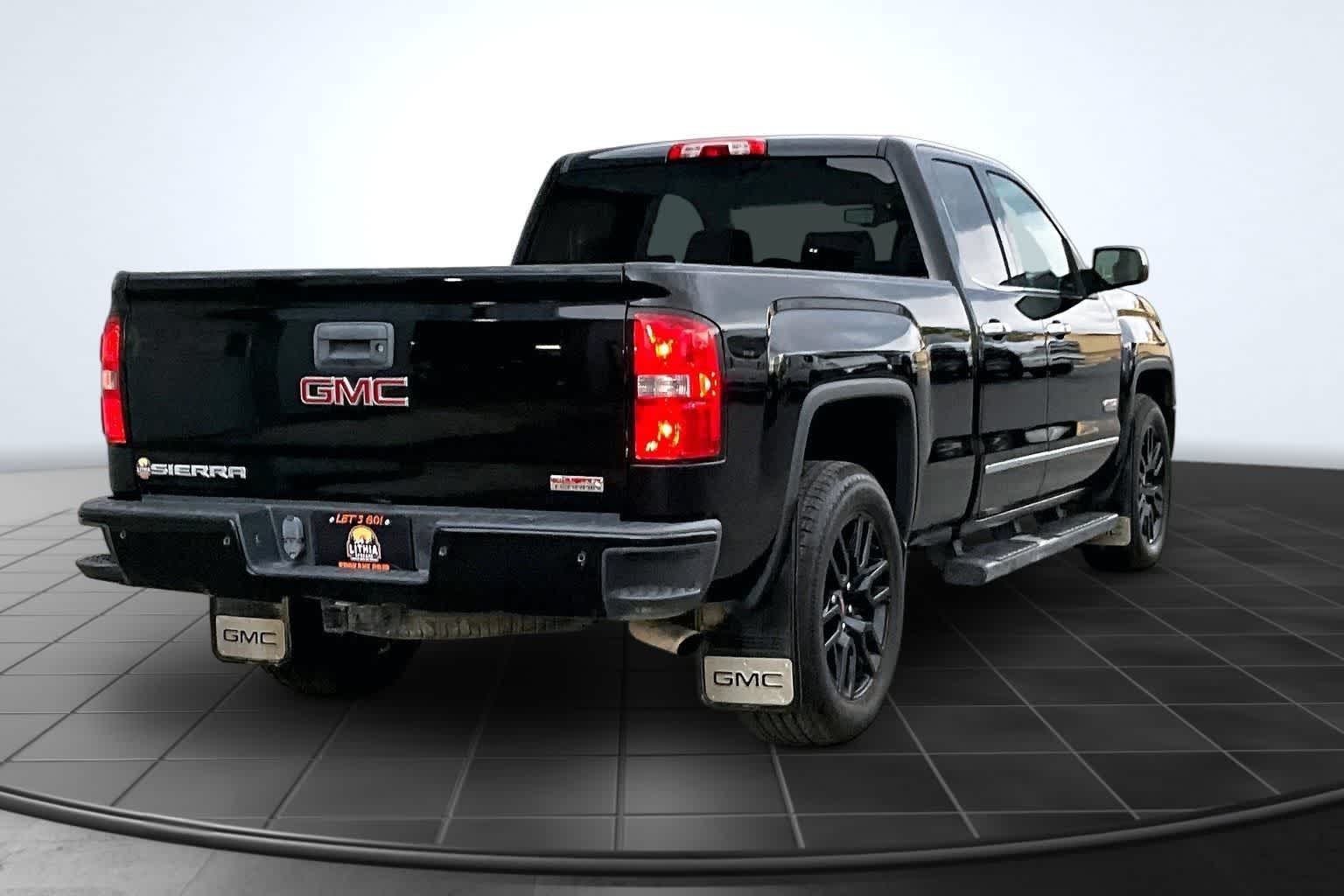 Thumbnail: 2015 GMC Sierra 1500 - 23