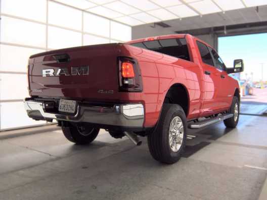 3C6UR5DJ4TG234608