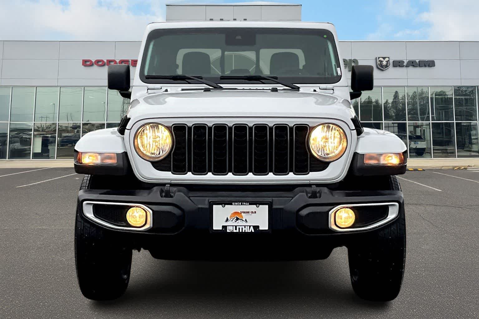 Thumbnail: 2025 Jeep Gladiator - 6