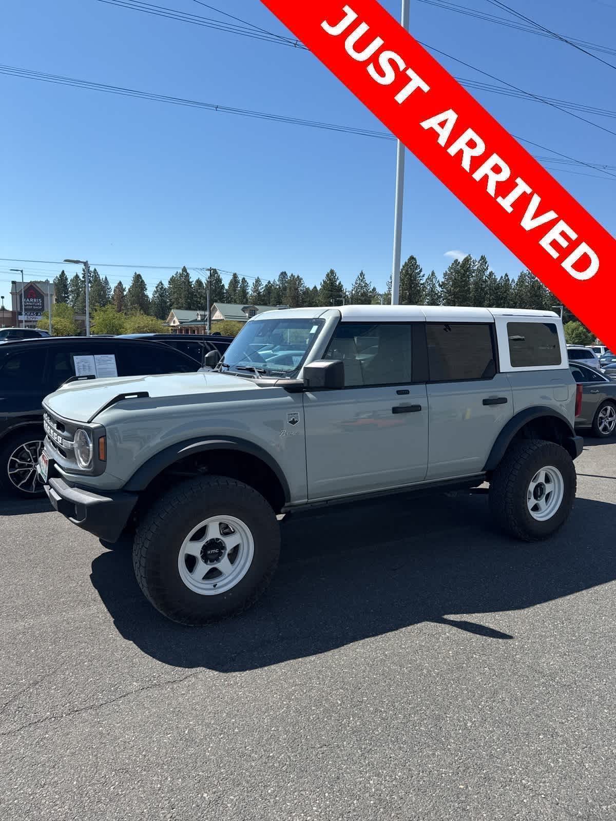 Thumbnail: 2021 Ford Bronco - 9