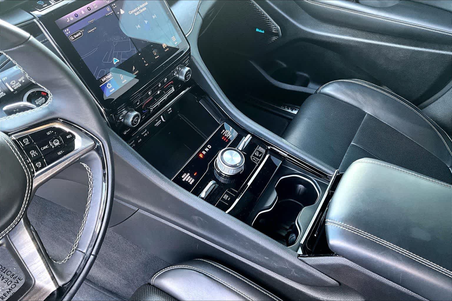 Thumbnail: 2023 Jeep Grand Cherokee - 17