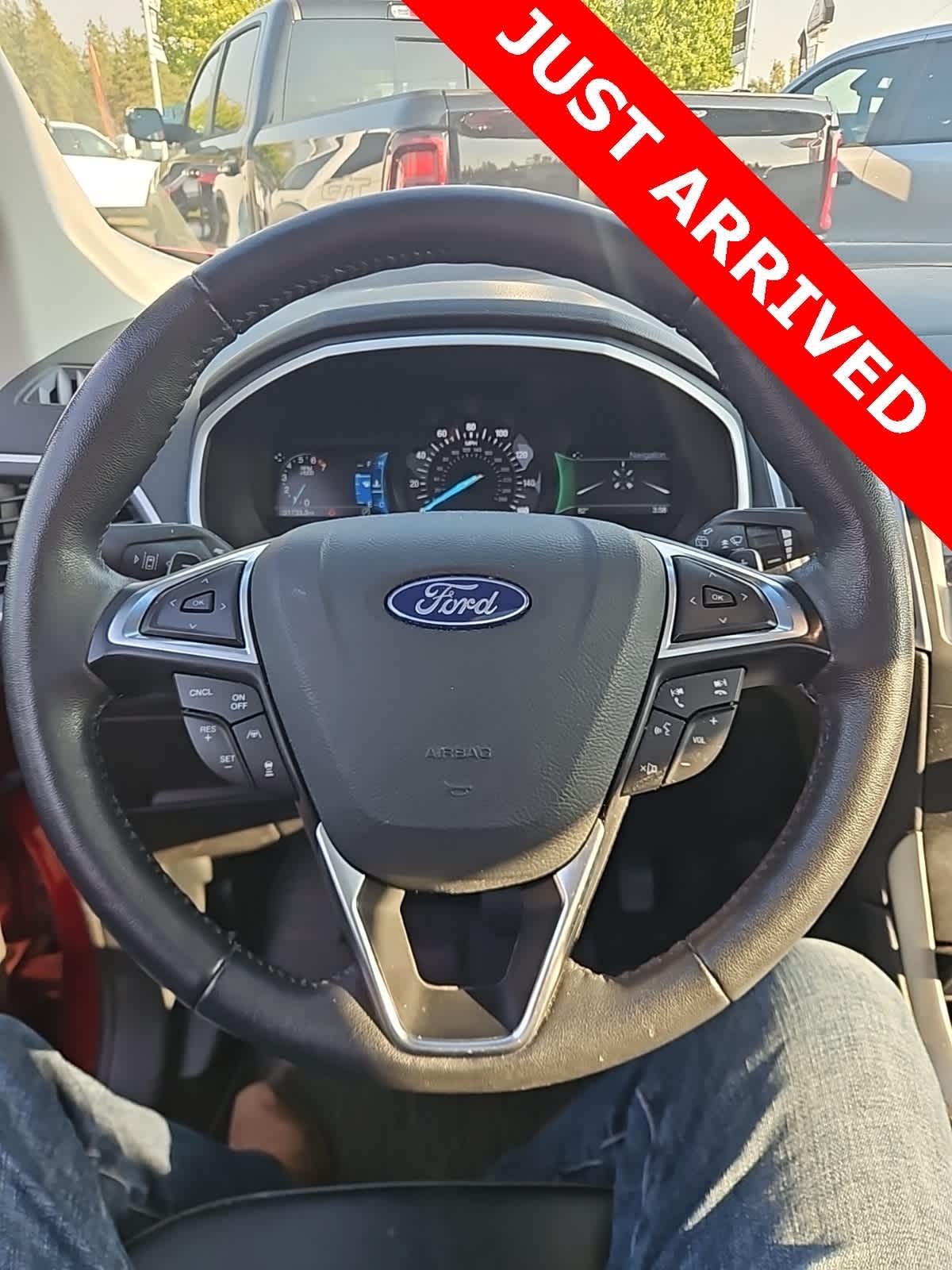 Thumbnail: 2019 Ford Edge - 7