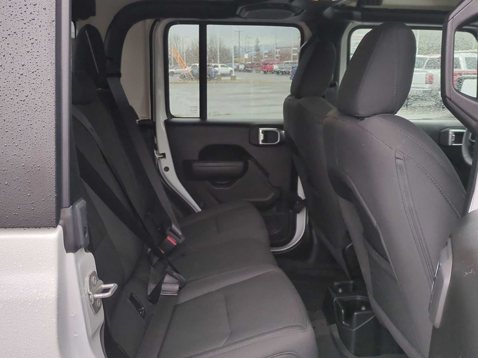 Thumbnail: 2023 Jeep Gladiator - 21