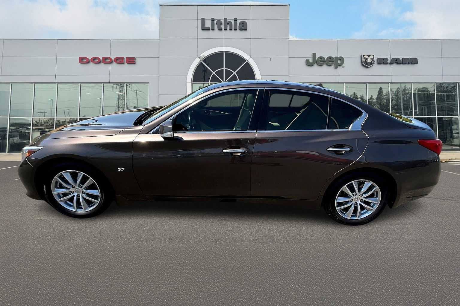 Thumbnail: 2015 INFINITI Q50 - 3