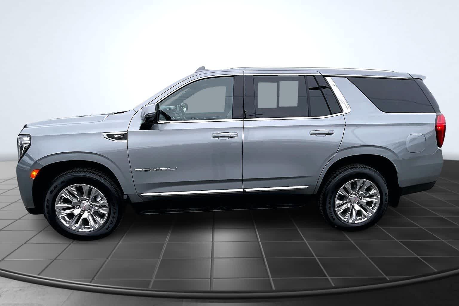 Thumbnail: 2024 GMC Yukon - 3