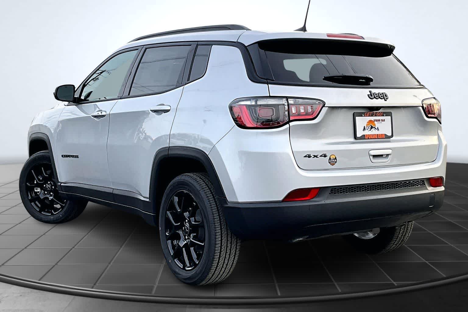 Thumbnail: 2026 Jeep Compass - 4
