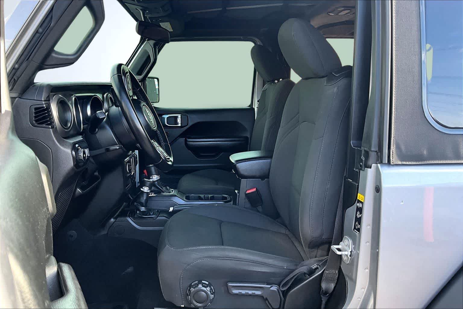 Thumbnail: 2021 Jeep Wrangler - 11