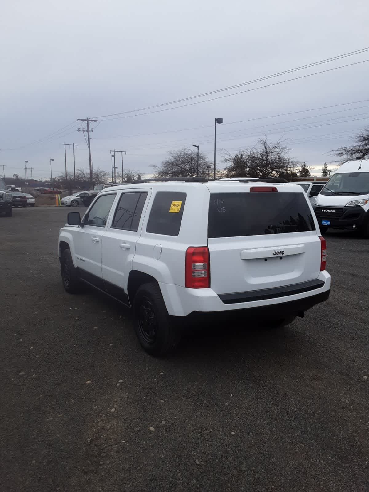 Thumbnail: 2016 Jeep Patriot - 6