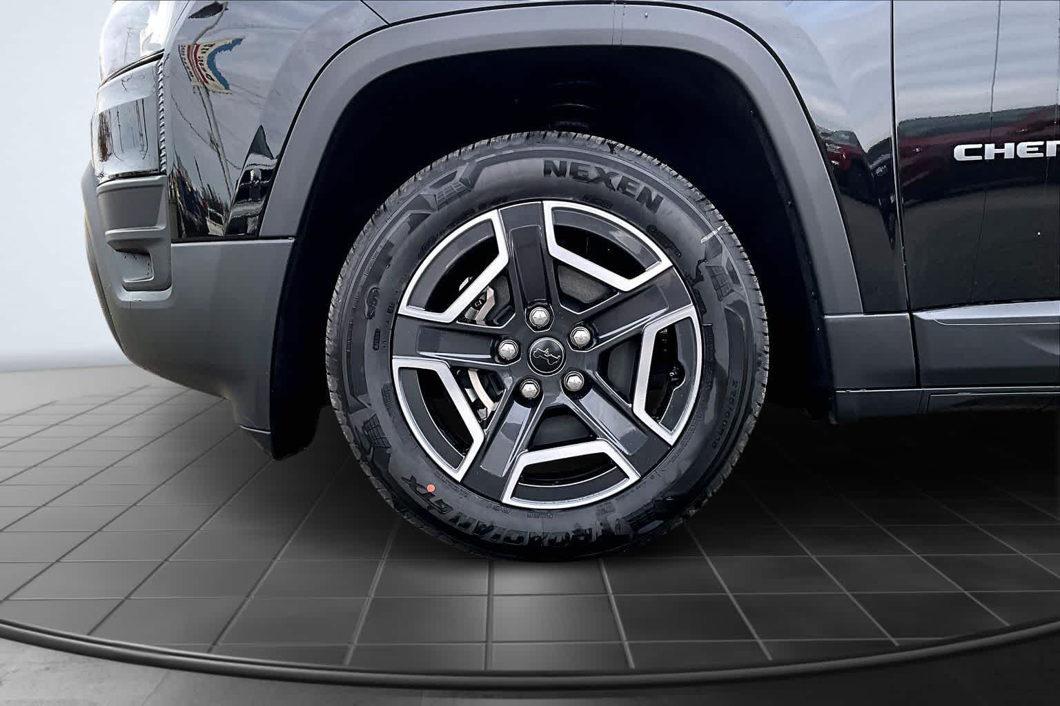 Thumbnail: 2026 Jeep Cherokee - 8