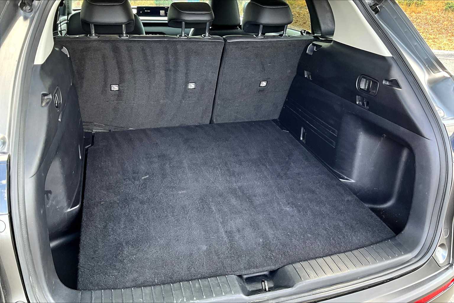 Thumbnail: 2025 Mazda CX-50 - 19