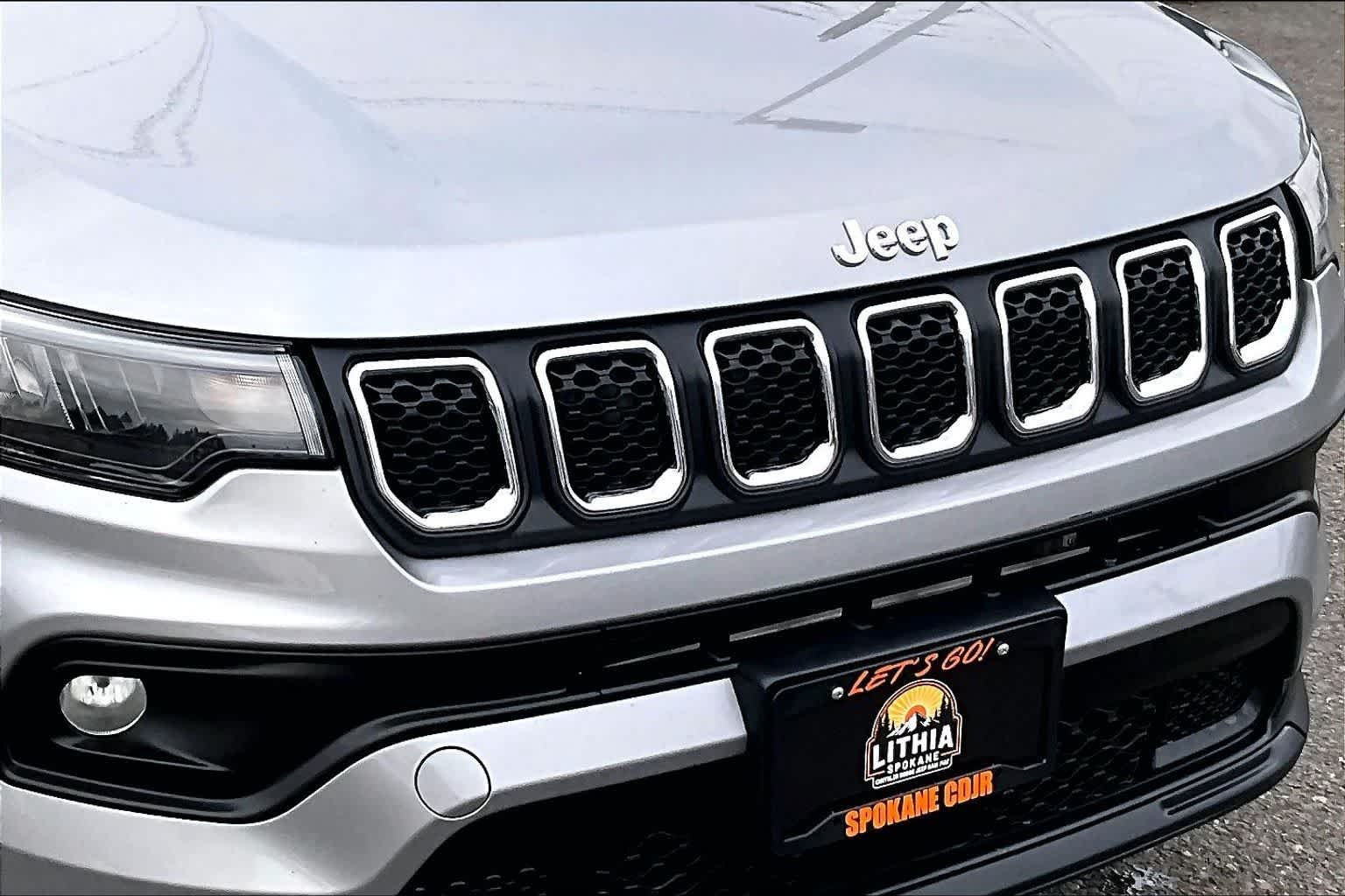 Thumbnail: 2024 Jeep Compass - 33