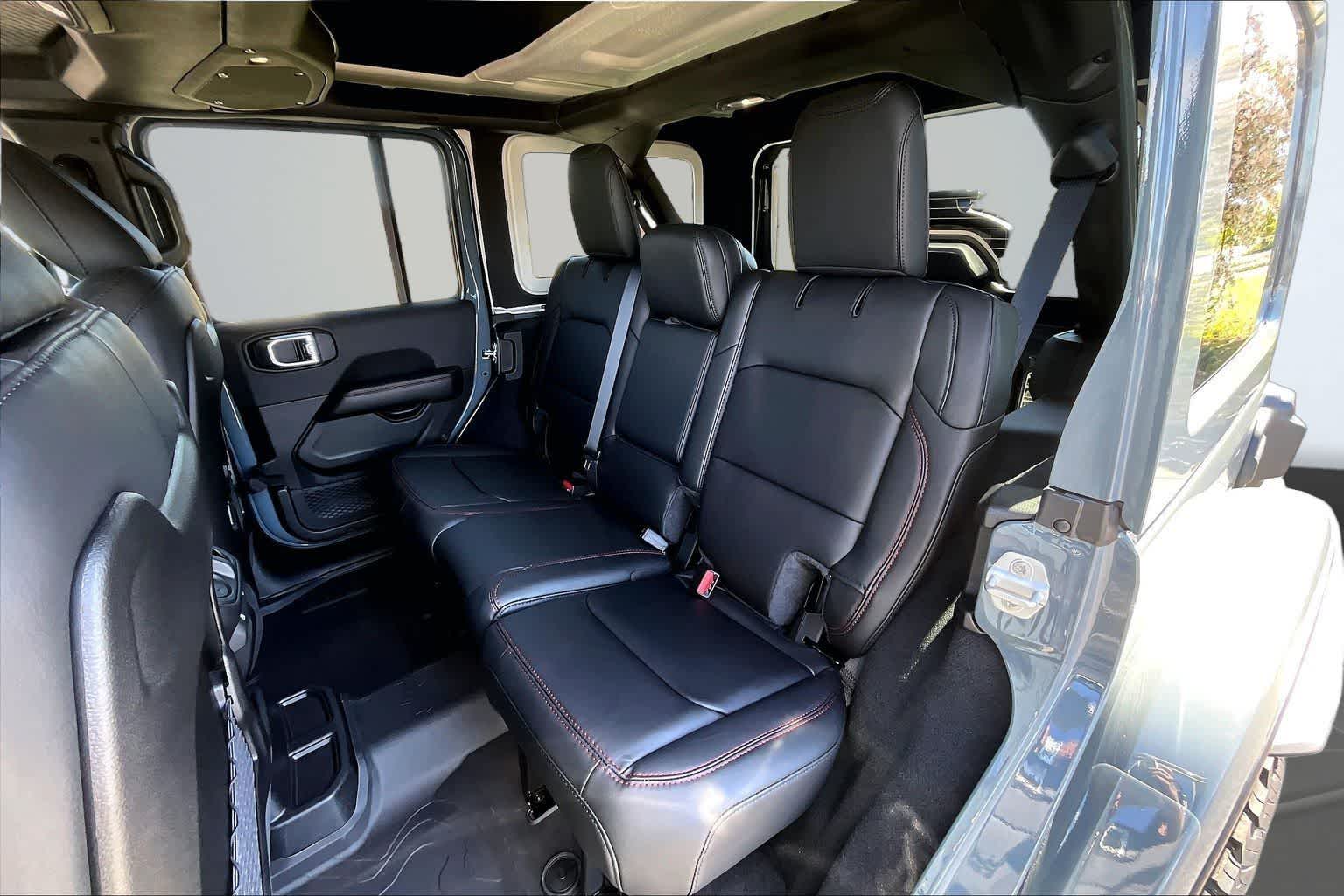 Thumbnail: 2026 Jeep Wrangler - 13
