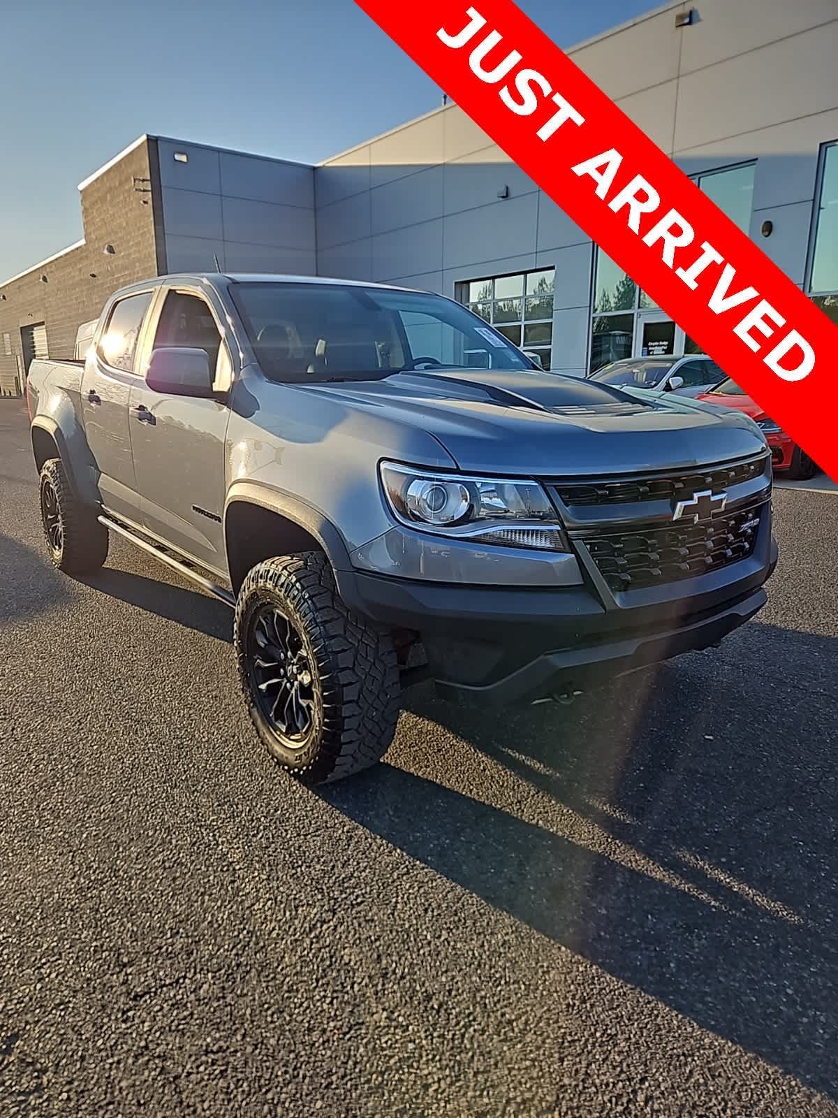 Thumbnail: 2020 Chevrolet Colorado - 3