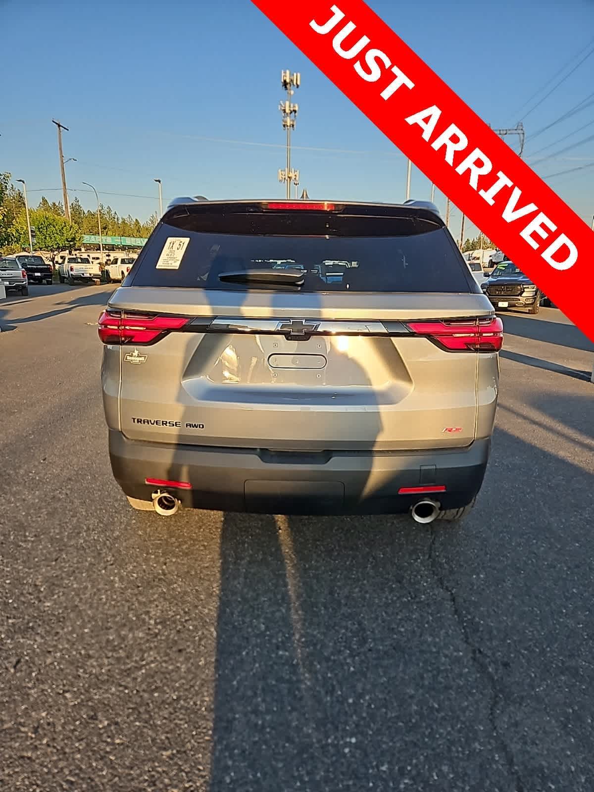 Thumbnail: 2023 Chevrolet Traverse - 5